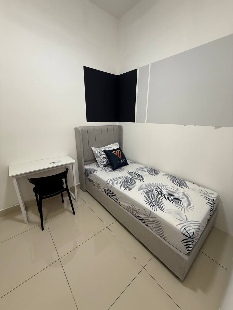 Small Room no A/C share toilet (R1) - Sky Suite SS 19-09